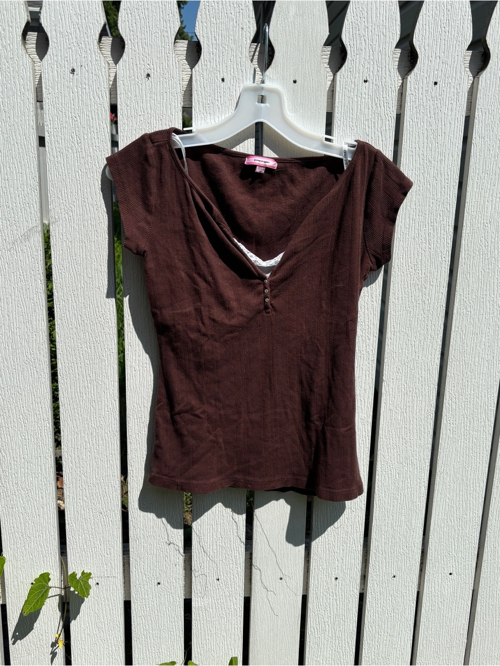 Energie brown henley lace trim button up top - size medium - Picture 4 of 4